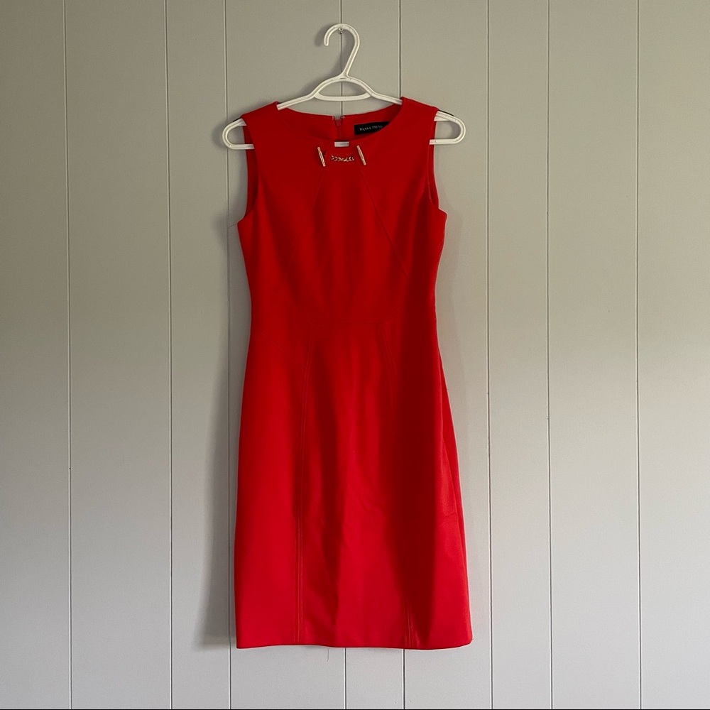 Ivanka Trump bright solid orange sleeveless fitted dress   Size 2